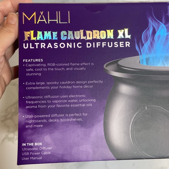 New Mahli Halloween Black Cauldron Color Changing Flame Aroma Therapy Diffusor - Picture 4 of 4